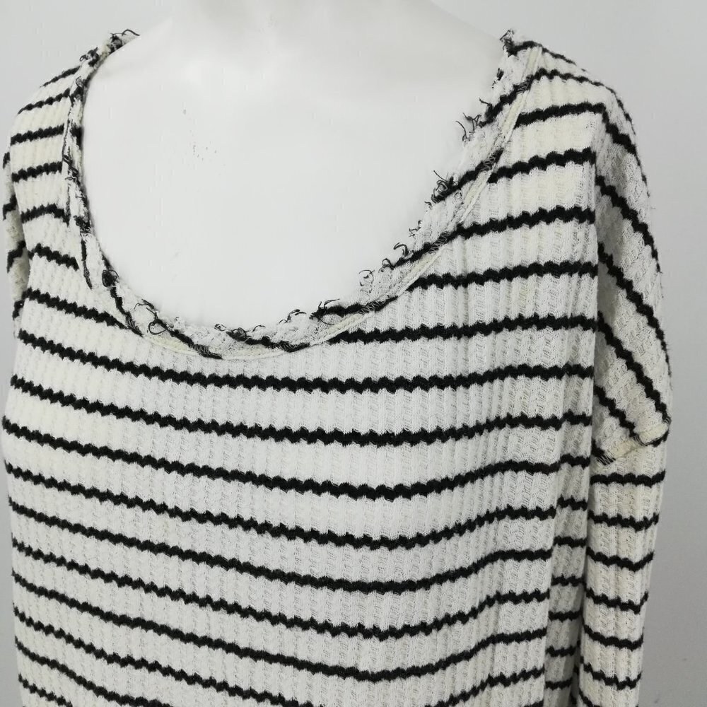 We The Free Striped Thermal Shirt Size M Stretch Raw Ruffle Neck Flowy Hem - Picture 9 of 12